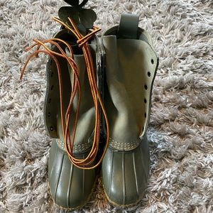 Kelly Green LL Bean Duck Boots